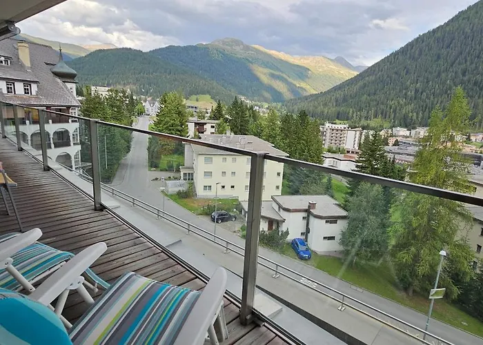 Scarlett Apartment *